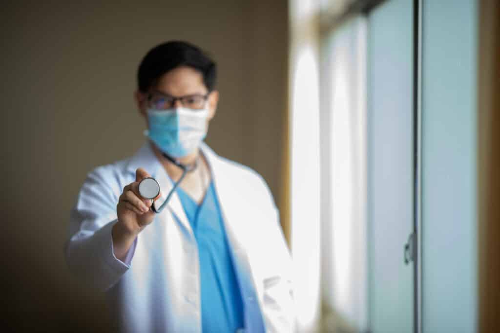 Bursa'da en iyi burun estetiği doktoru seçimi ve kriterleri.